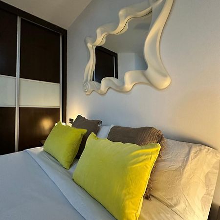 Апартаменти Carreteria Deluxe Малага Екстер'єр фото